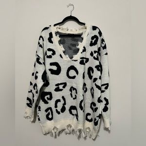 Women’s Amaryllis Distressed Cheetah Sweater Size 2X